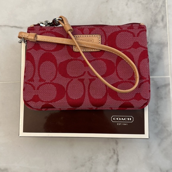Vintage Red Coach Wristlet with Box - Picture 6 of 7